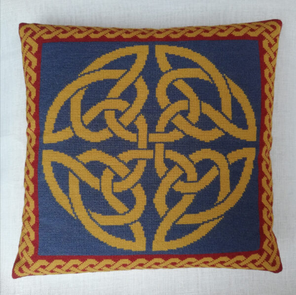 Celtic Knot pude